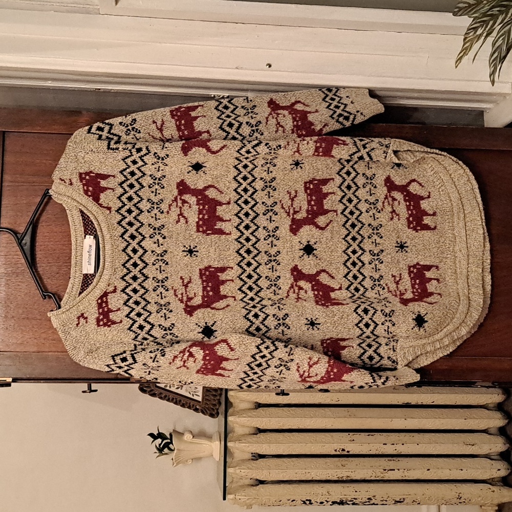 Shineflow size S red grey and black fair isle reindeer sweater